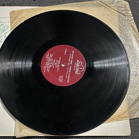 Vintage autographed The Good Twins Have Gospel - Must Travel -- Vinyl LP Record - Picture 6 of 10